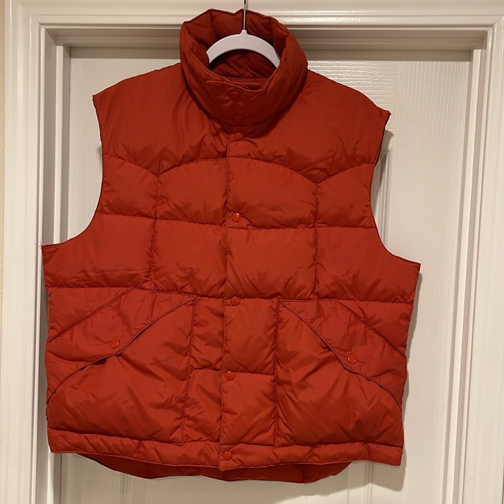 Vintage   puffer vest size XL